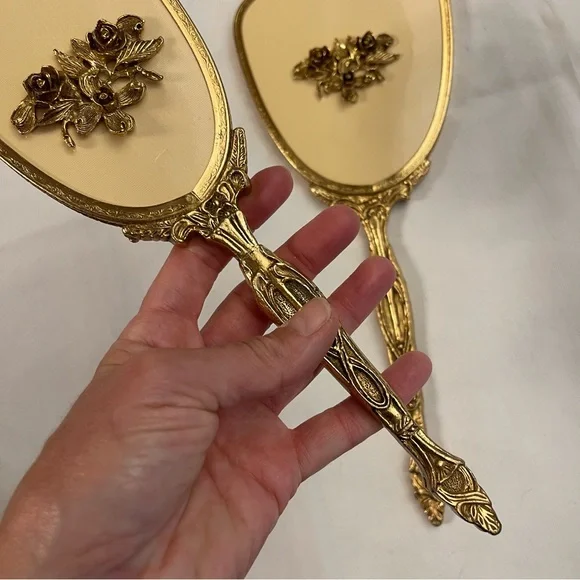 VINTAGE MIRROR & BRUSH SET